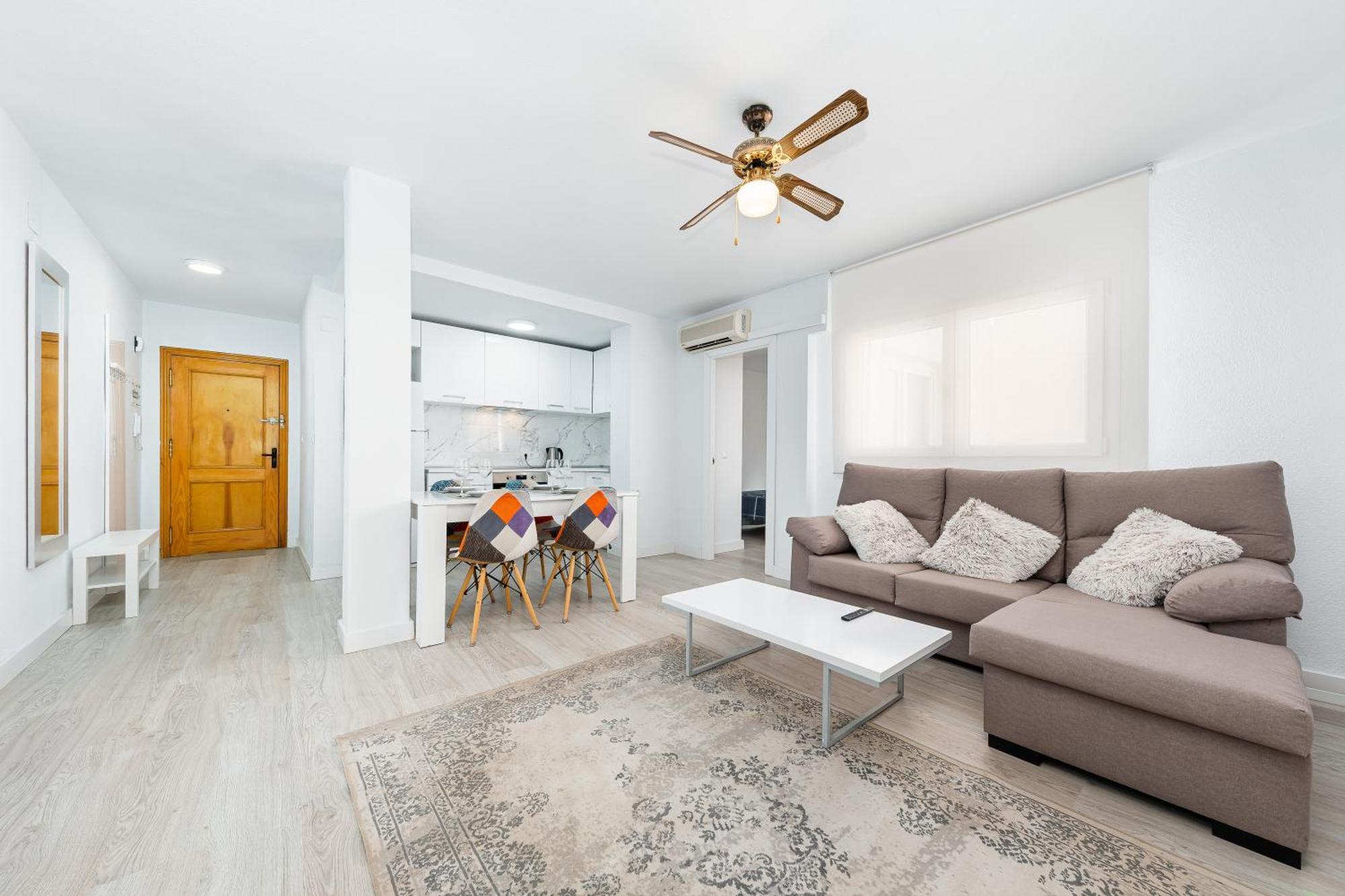 Apartamento En Centro Torrevieja Kültér fotó