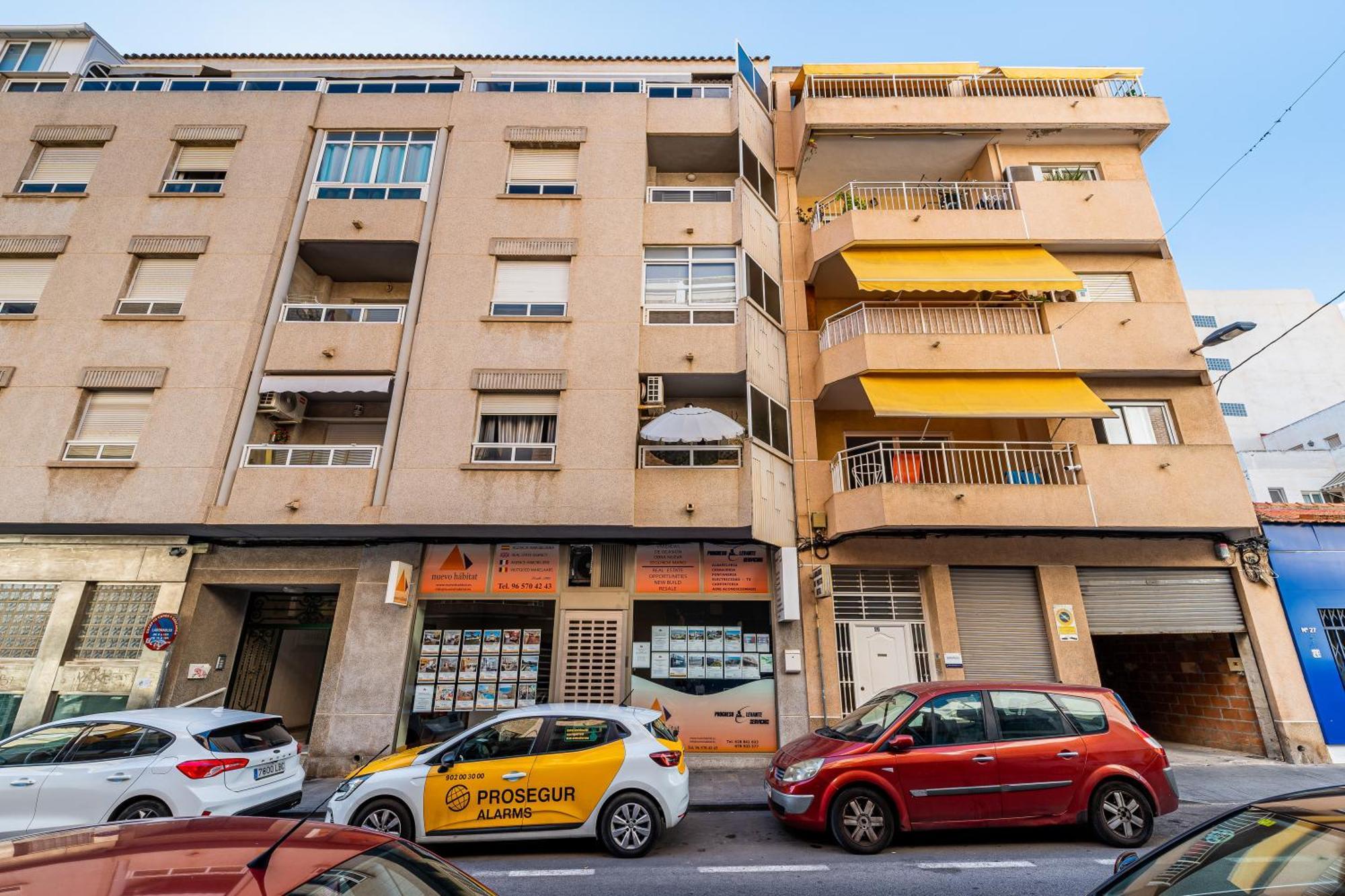 Apartamento En Centro Torrevieja Kültér fotó