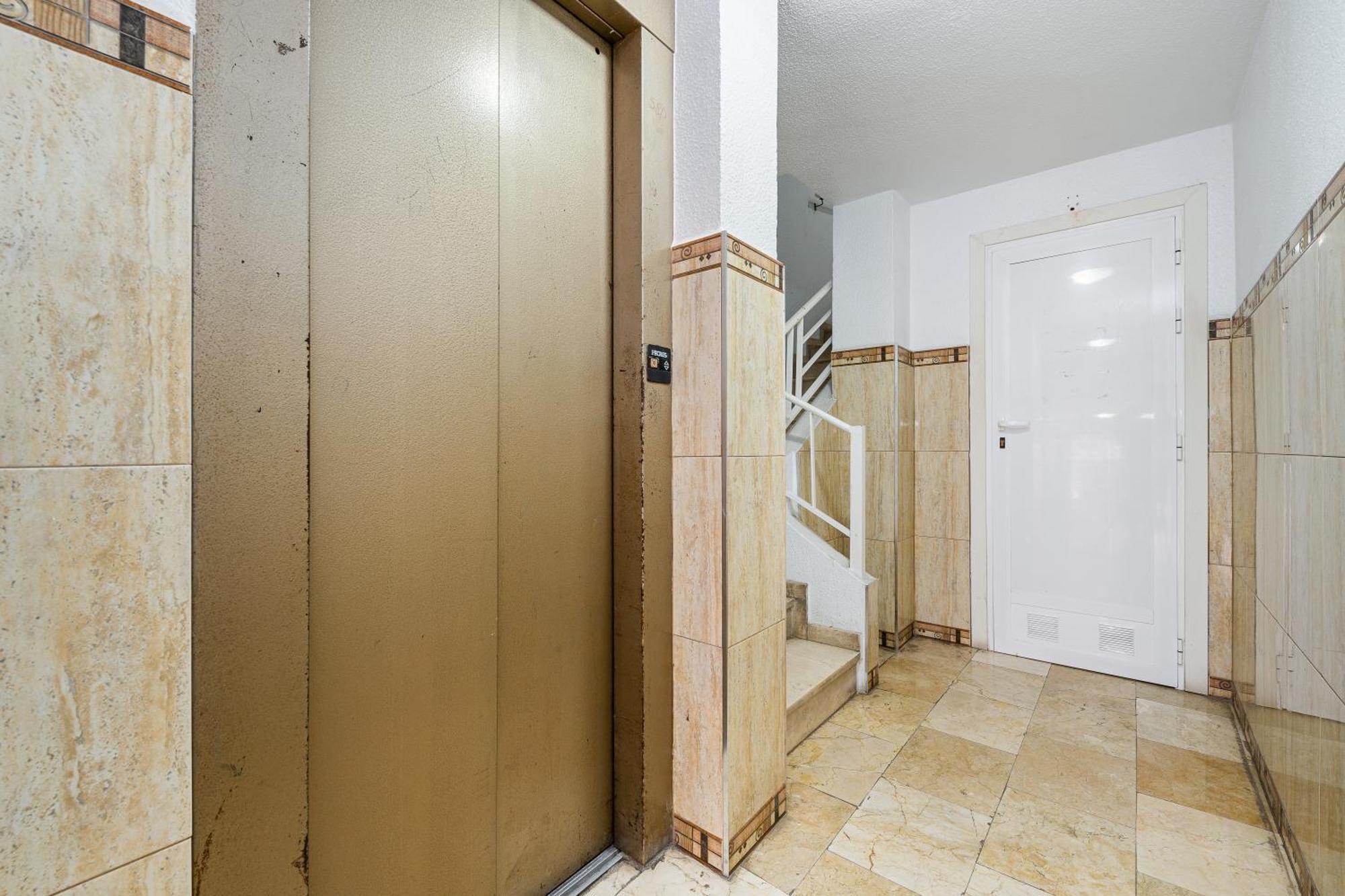 Apartamento En Centro Torrevieja Kültér fotó